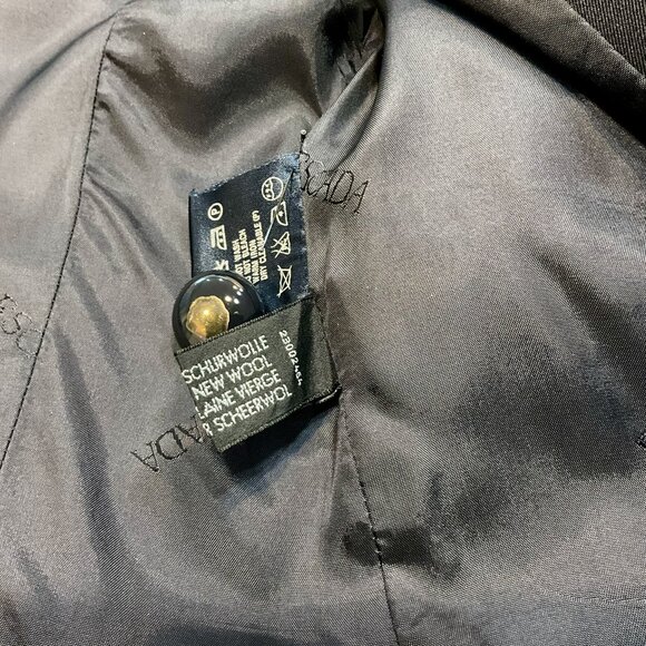 Escada by Margaretha Ley Vintage Wool Blazer with Gold Star Buttons - Picture 7 of 8